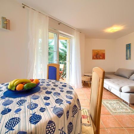Apartment Camellia Vantacici Luaran gambar